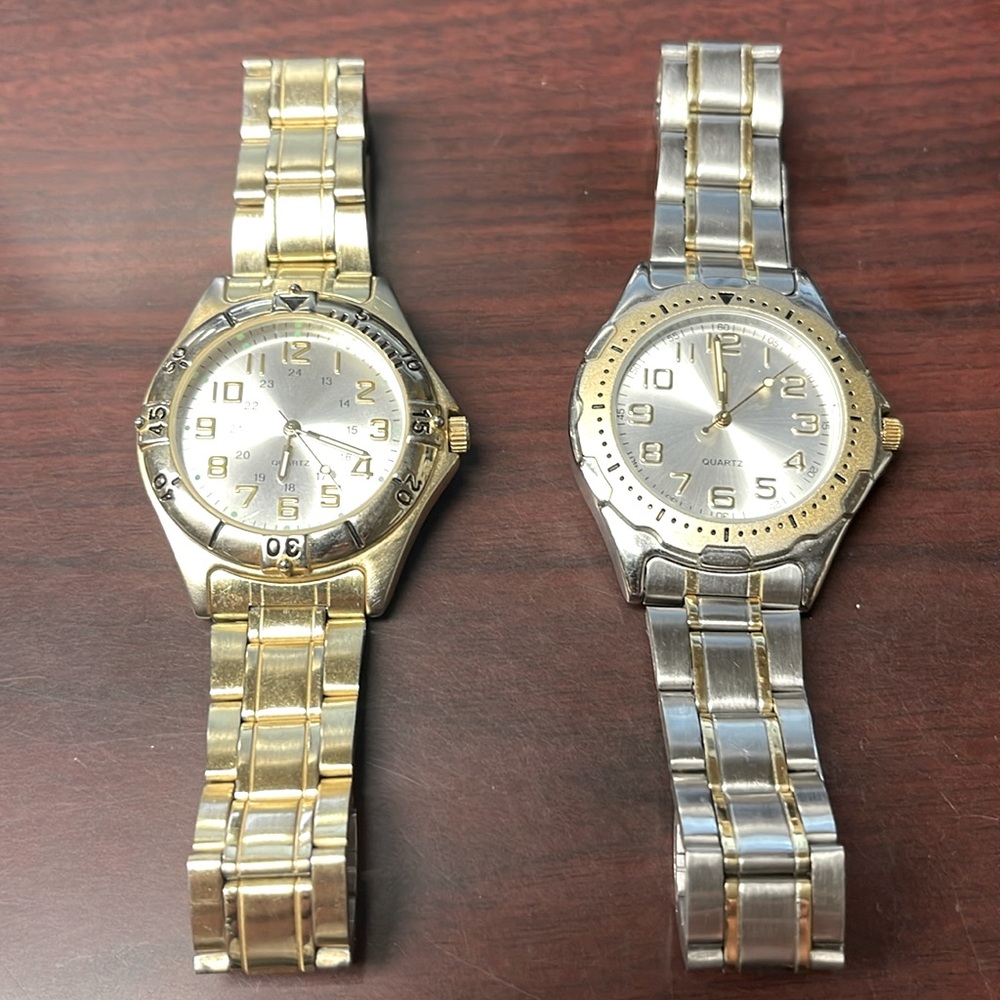 Two Quartz watches Silver/Gold